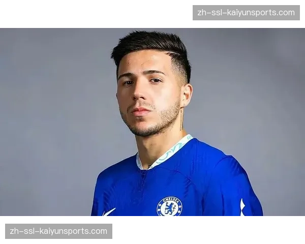 切尔西官方确认：恩佐-费尔南德斯因腘绳肌伤势将缺席本月剩余比赛